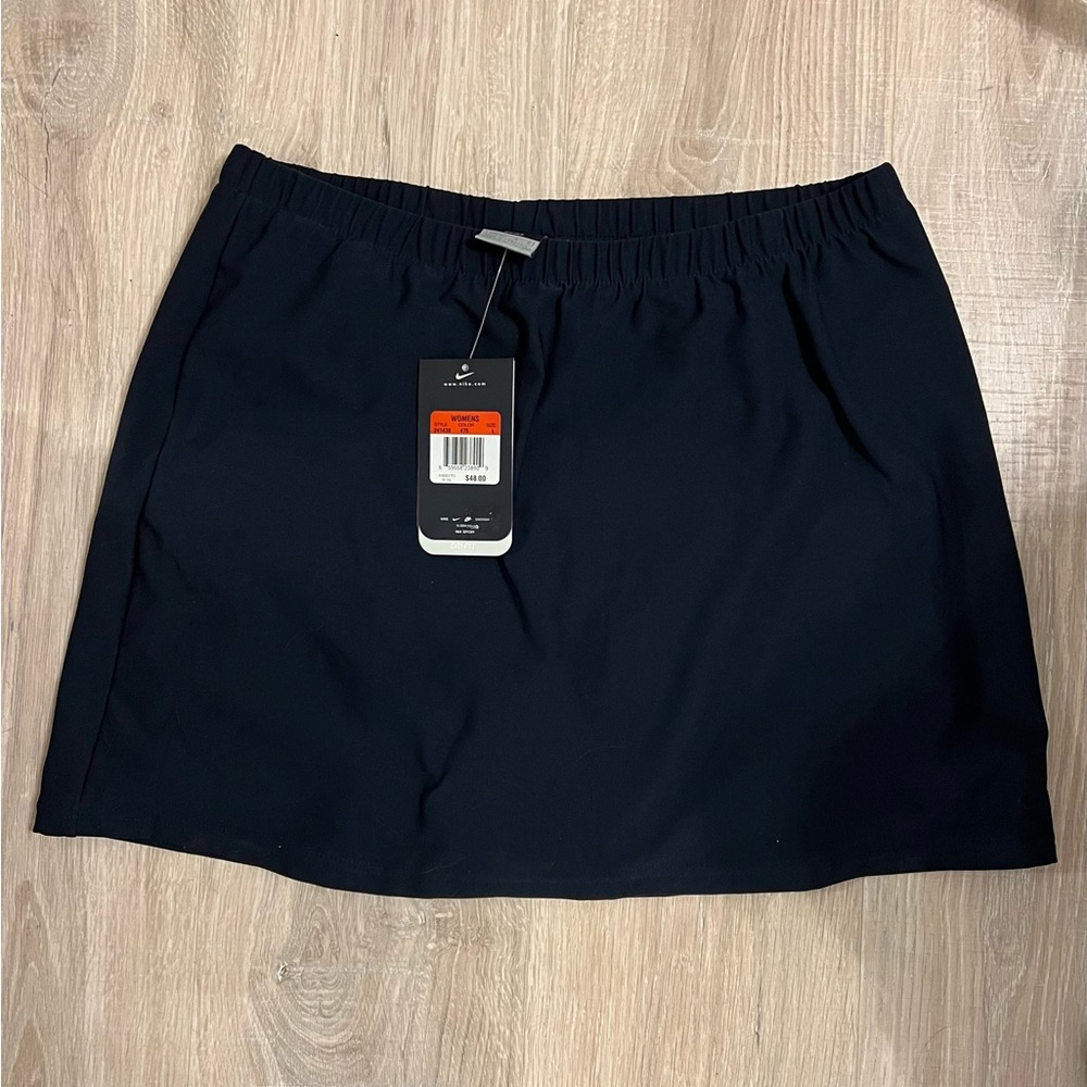 New with Tags: Nike Dri-fit Tennis Skirt in Navy